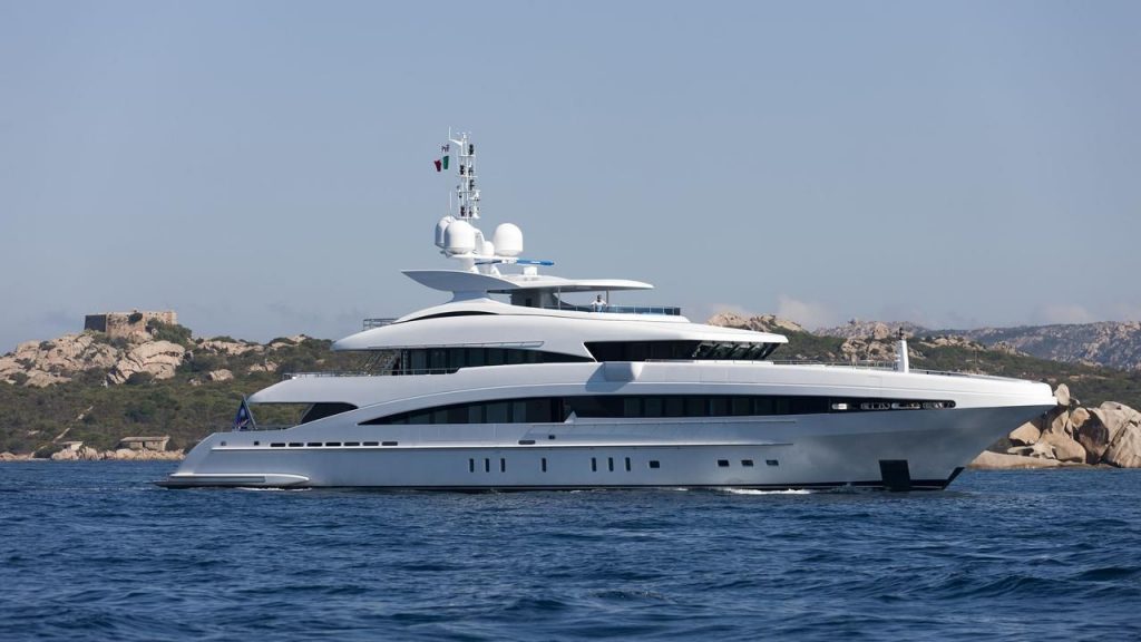 Luxury Yacht Rentals